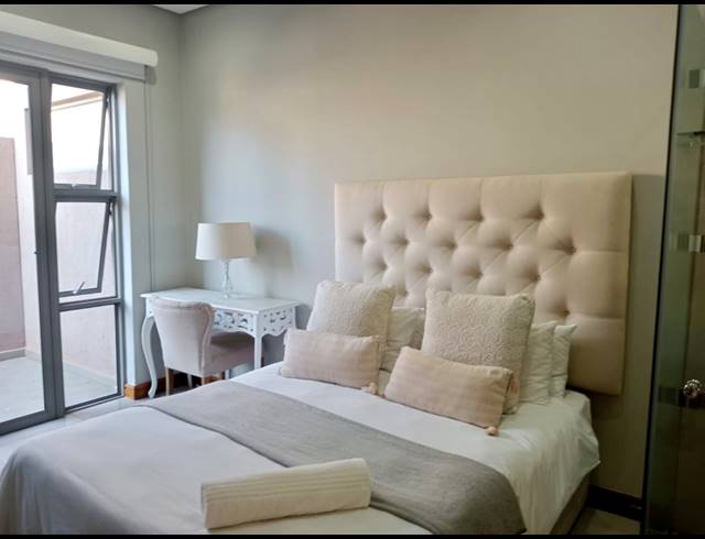 2 BEDROOM APARTMENT FOR SALE IN SHAKAS ROCK